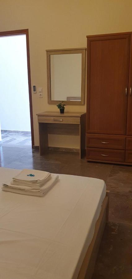 Holiday Dream Aphrodite Apartment มัสติคารี ภายนอก รูปภาพ