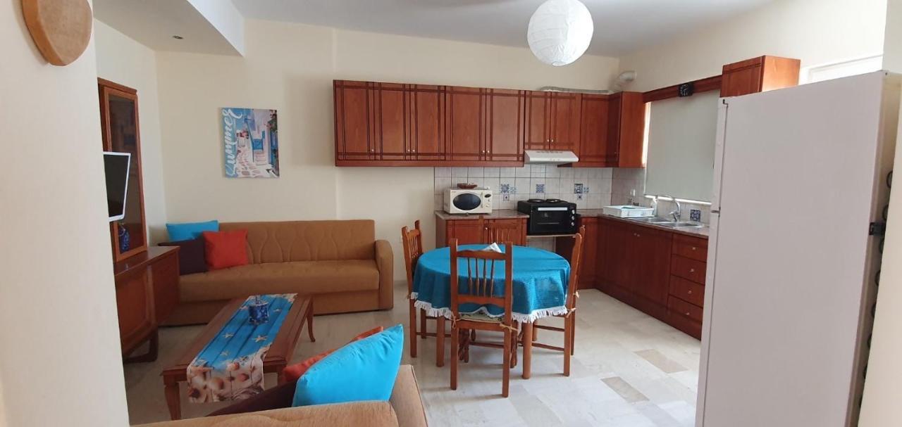 Holiday Dream Aphrodite Apartment มัสติคารี ภายนอก รูปภาพ