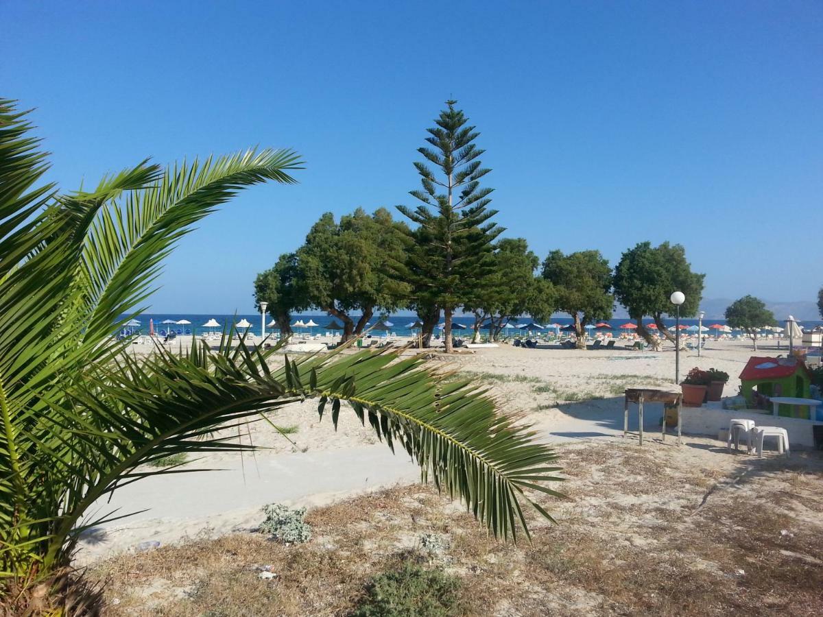 Holiday Dream Aphrodite Apartment มัสติคารี ภายนอก รูปภาพ